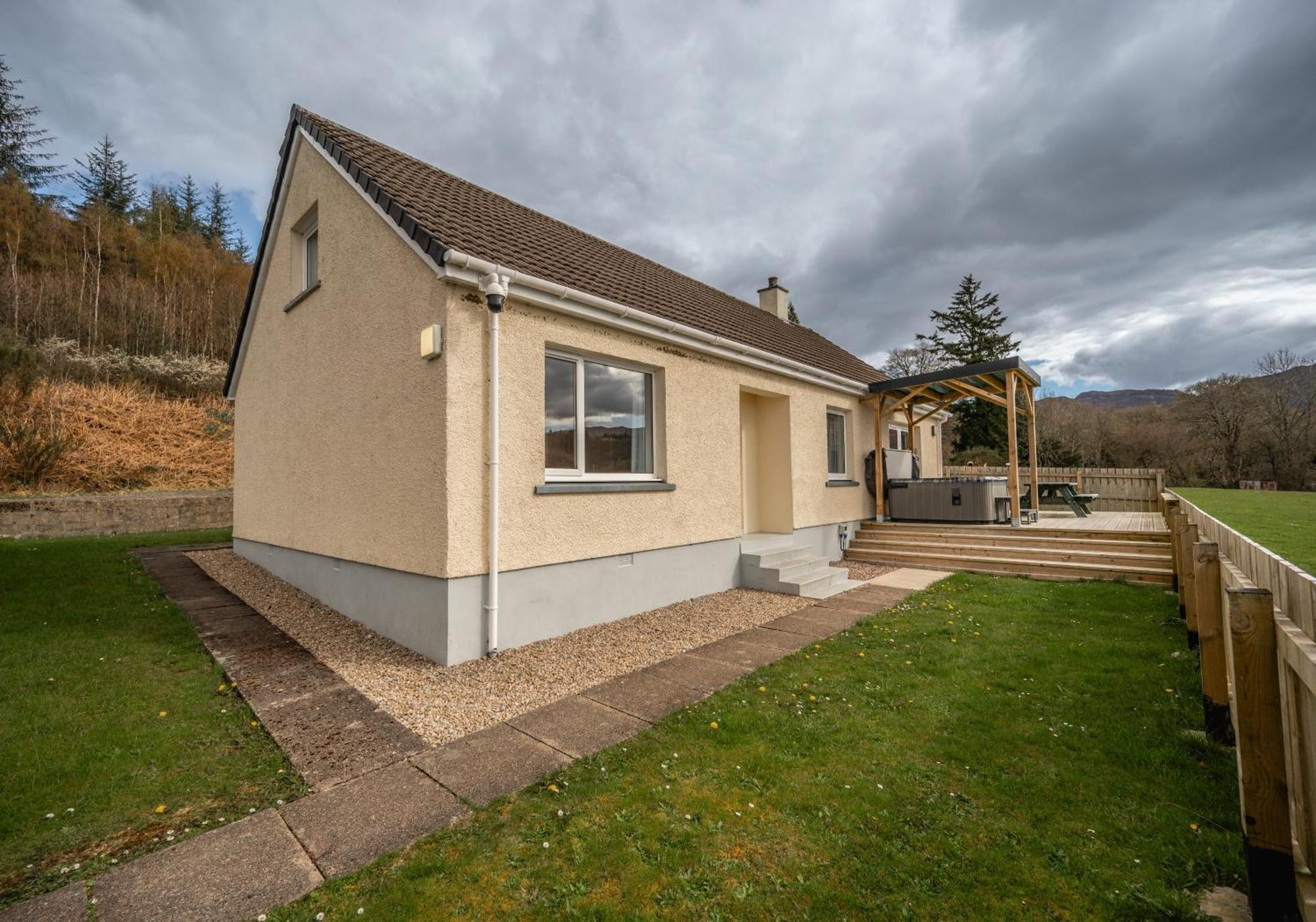 Loch Ness Cottage Fort Augustus Exteriör bild